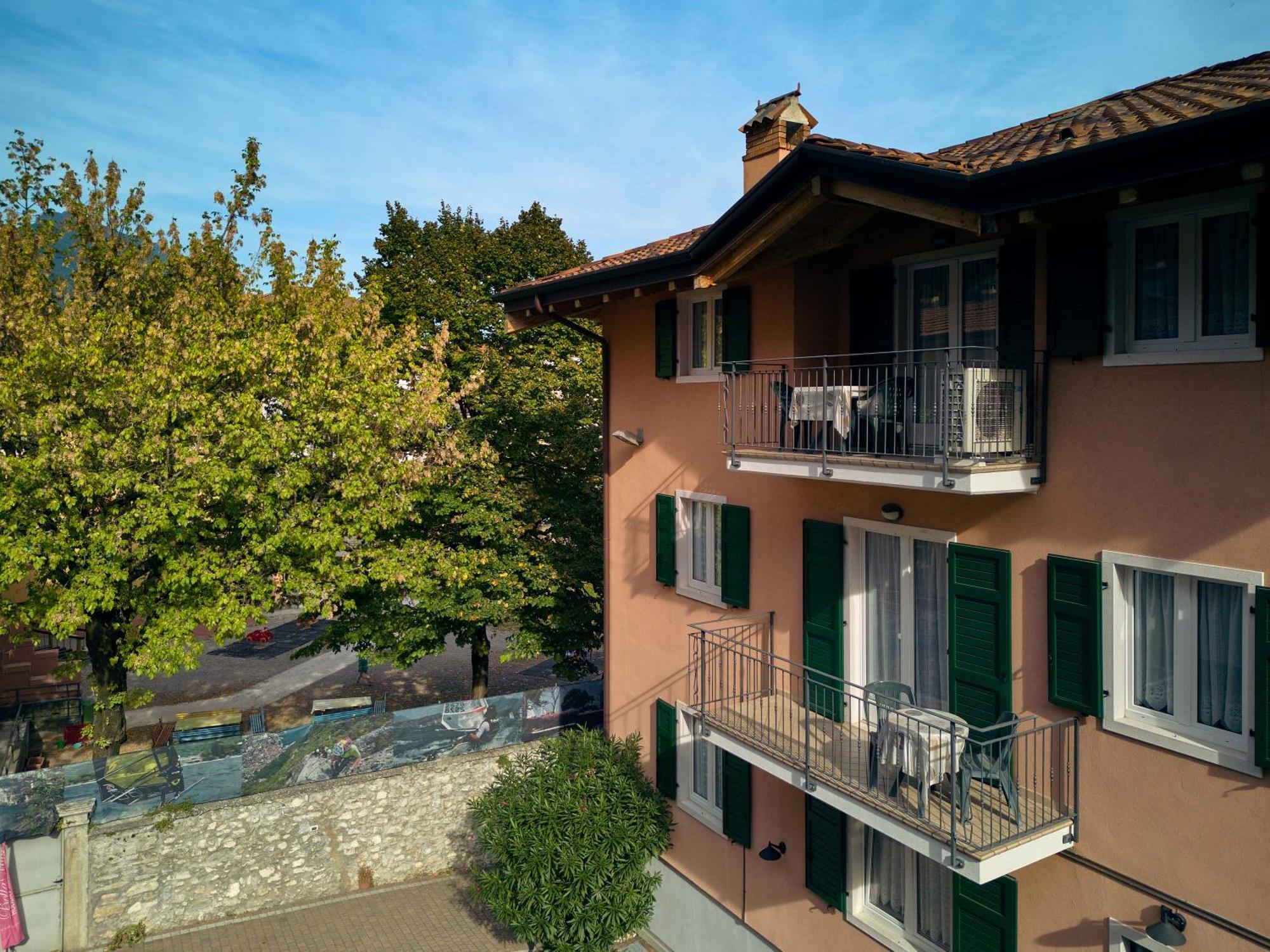 Bella Villa Apartments Riva del Garda Exterior foto